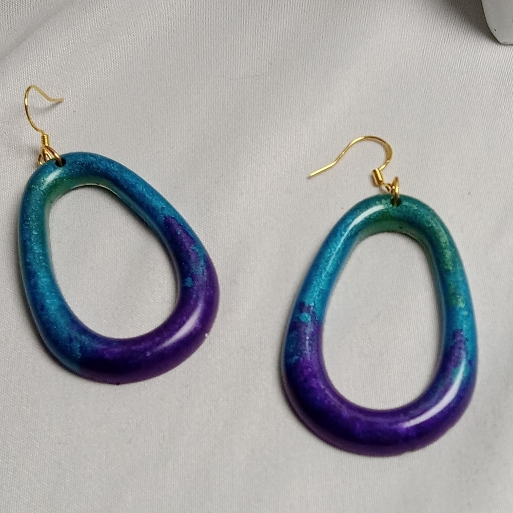 Elegant Blue and Purple Teardrop Earrings